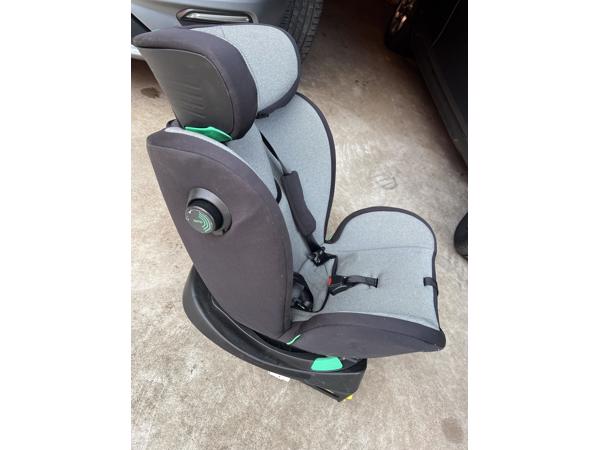 Autostoeltje 0-15 mnd met Isofix en SIPS