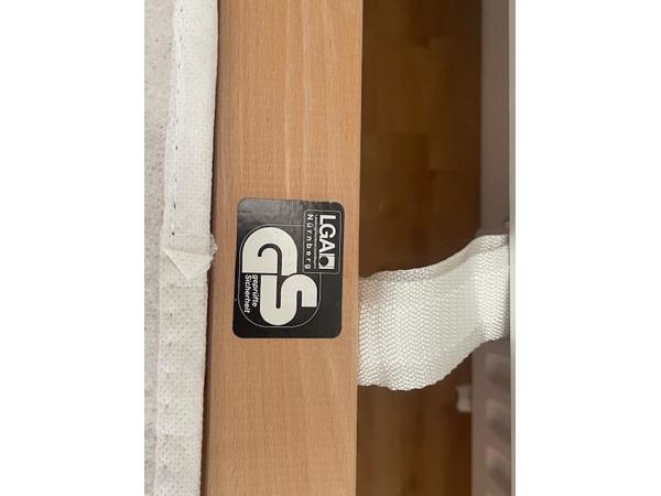 1 persoons bed, elektrische bodem en matras