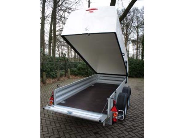 Westfalia aanhanger tendumasser met polyesterkap gesloten