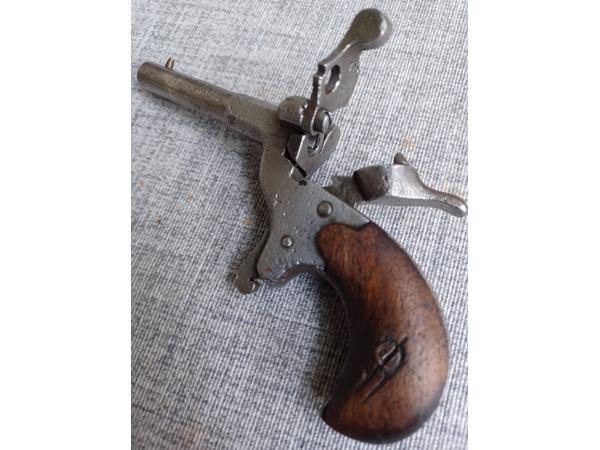 Te koop salon pistool 6mm