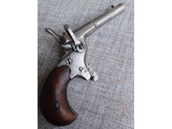 Te koop salon pistool 6mm