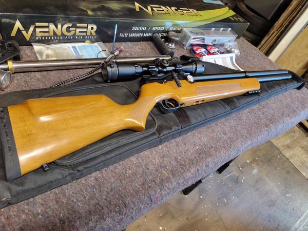Air Venturi Avenger wood .22