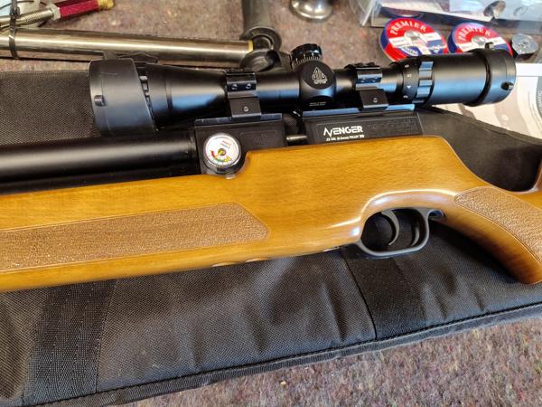 Air Venturi Avenger wood .22