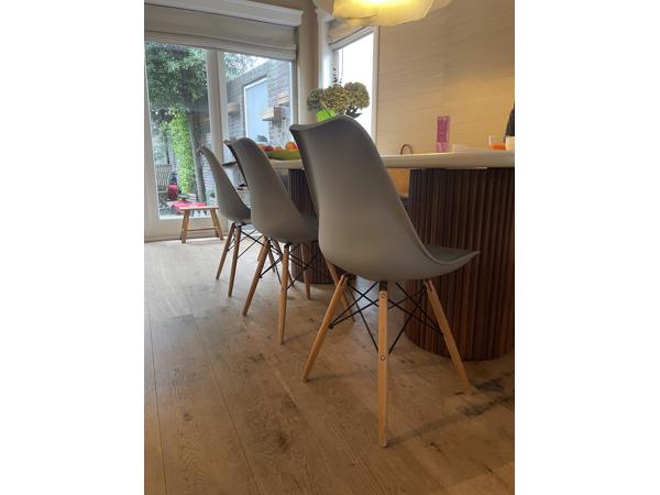 set van 4 eetkamerstoelen, grijs