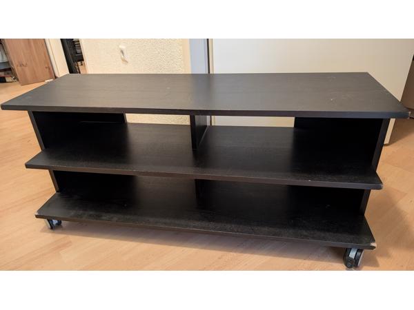 TV kast met wieltjes