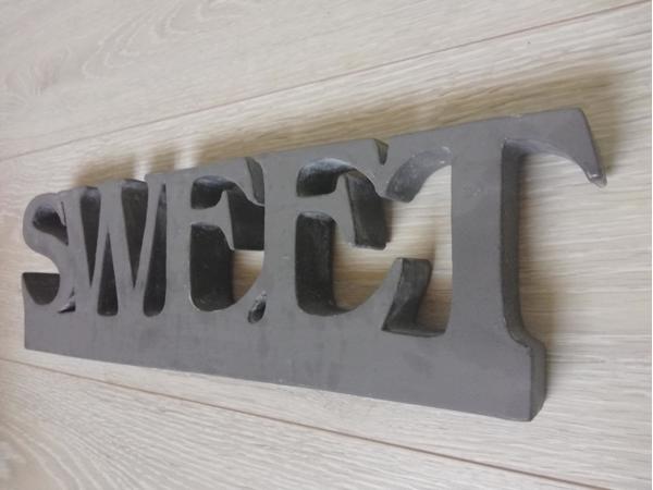 wandbord tekst sweet grijs