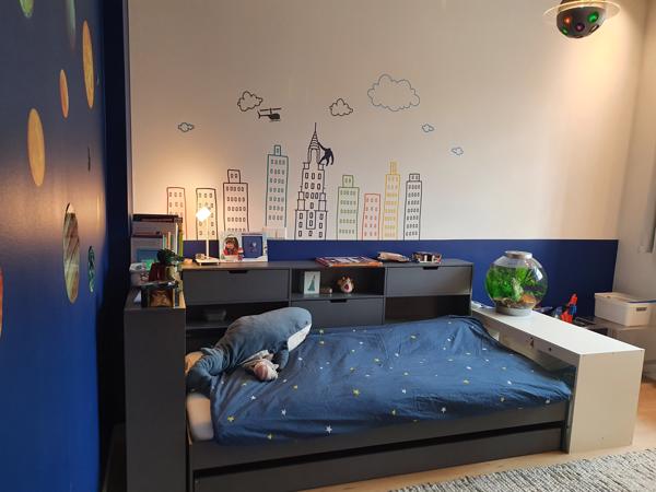 Gratis leuk bed incl kasten, logeerbed en matras