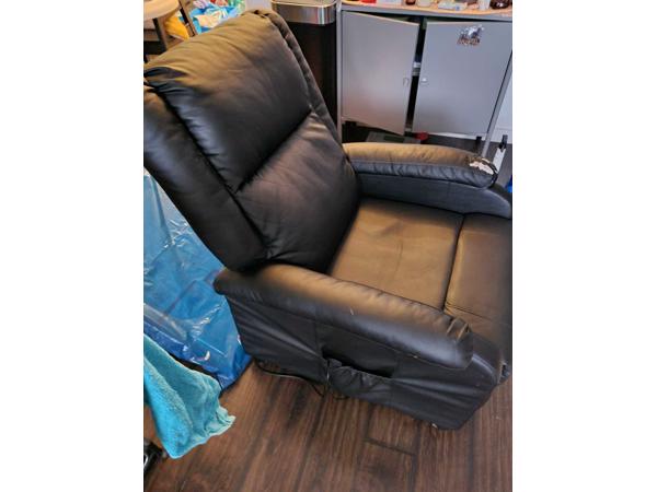 vidaXL Massage Fauteuil van kunstleer zwart