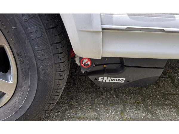 LMC MÜNSTERLAND 450 STYLE 2022 QUEENS BED MOVER