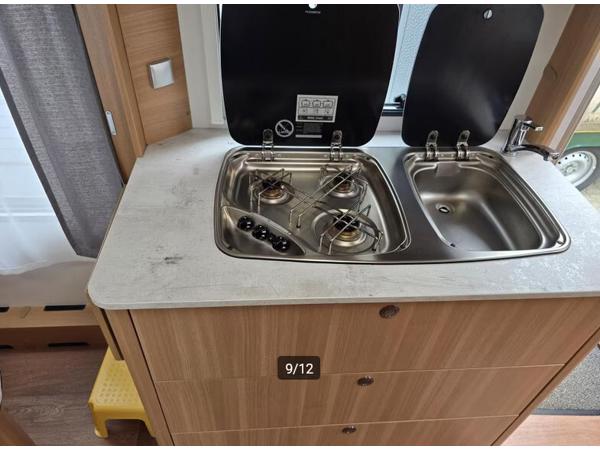 LMC MÜNSTERLAND 450 STYLE 2022 QUEENS BED MOVER