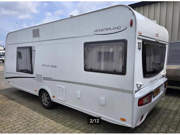 LMC MÜNSTERLAND 450 STYLE 2022 QUEENS BED MOVER