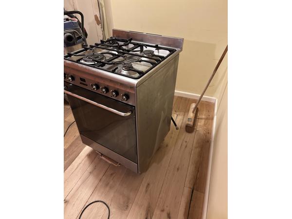 Smeg fornuis 60cm gas kookplaat met electrische oven