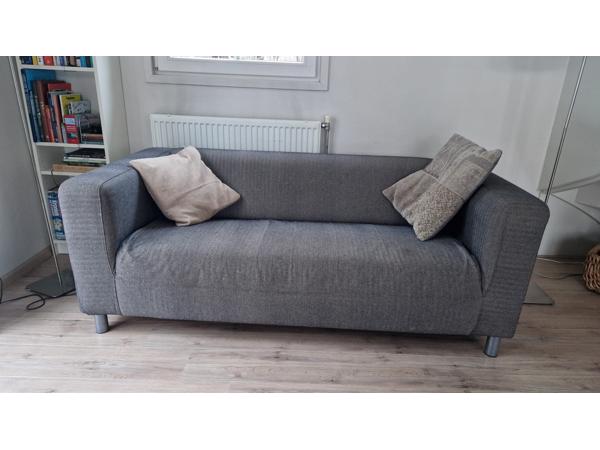 2 Klippanbankjes, gestoffeerd