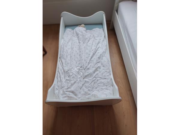 Peuter- kleuterbedje voor kinderen tot 7 jaar - met matras