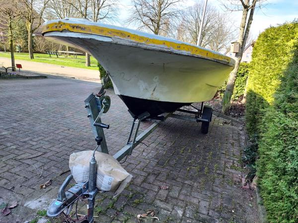 Boot met trailer opknapper