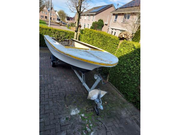 Boot met trailer opknapper