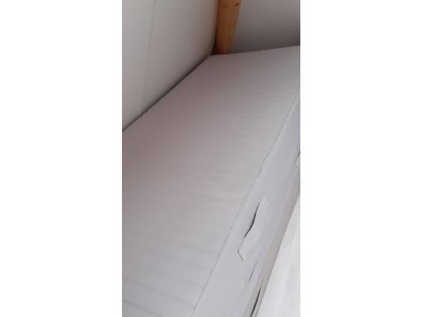 3x Ikea matras Sultan Huglo 90x200