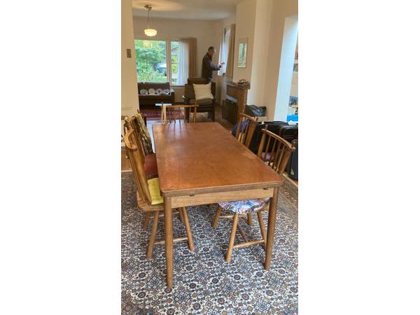 uitschuifbare eettafel ( hout)