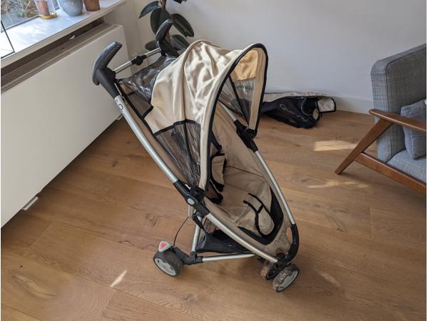 Beige Quinny buggy