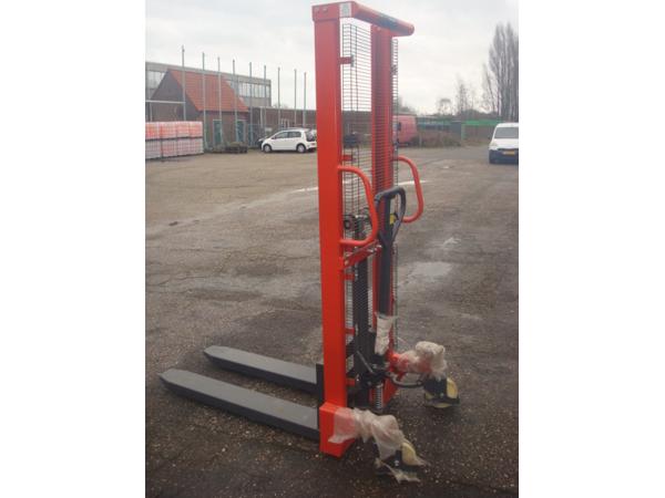 Stapelaar/ Handstapelaar / Palletstapelaar / Stapelaar