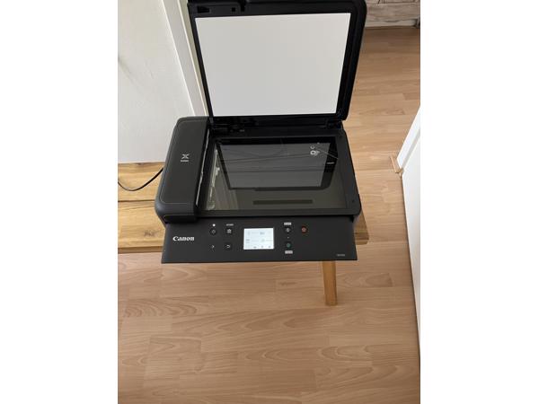 Printer TR 7550 Pixma&amp;#x2B; extra  Cartridges