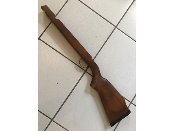 TK: Schietspul: kijker, reddots, kolven, grips..