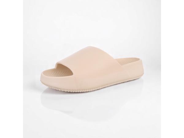 Heren slippers effen beige 45