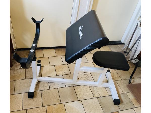 Mooie biceps (curl) bankje te koop