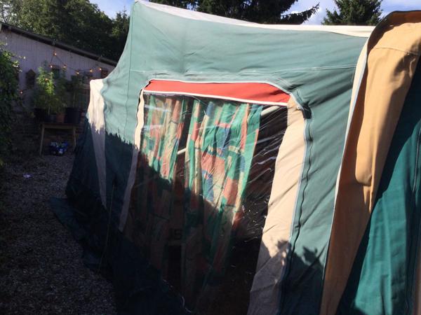 trivago vauwcarrevan