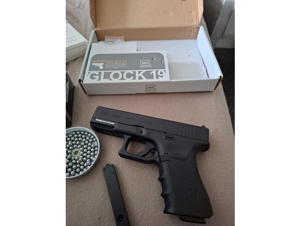 Te koop Glock 19. 6mm compleet