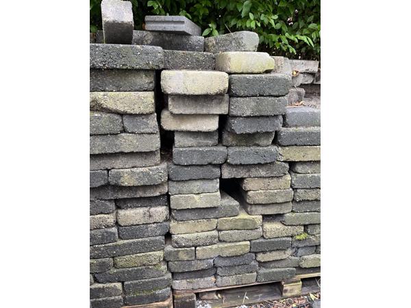 20m2 grijze tuintegels