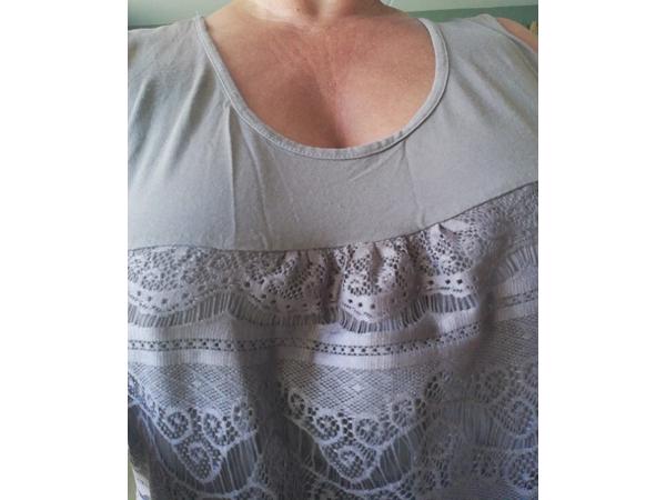 Stretchy jurk met kant 44/46 XXL/XXXL
