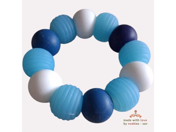 Noekies Handgemaakte Bijtring blauw - Nieuw!