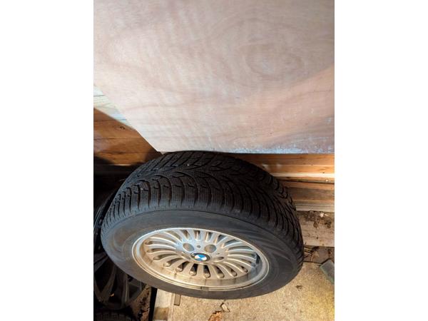 zeer goede velgen met banden