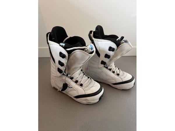 Snowboardschoenen maat 41,5