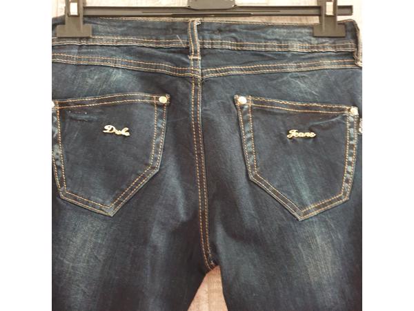 Prachtige spijkerbroek nieuw