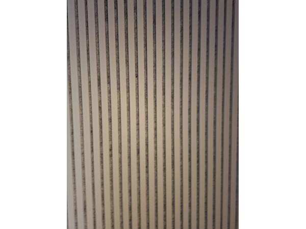 ongeveer 90 mdf latjes, wit, 240 cm lang