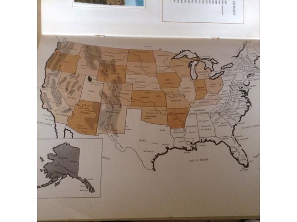 2 BOEKEN ;LA GEOGRAPHIE de L&#x27;AMERIQUE &amp; L&#x27;