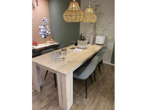 licht eiken tafel