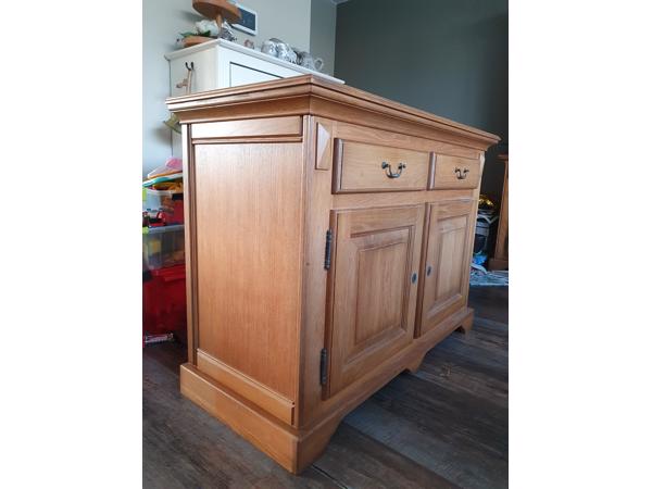 Licht eiken dressoir