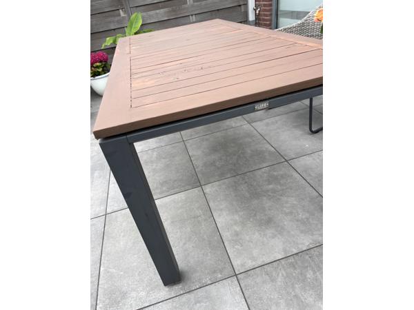 Tuintafel gratis af te halen