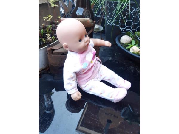 Leuke Zapf baby pop.V