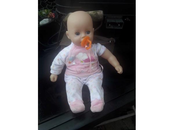 Leuke Zapf baby pop.V