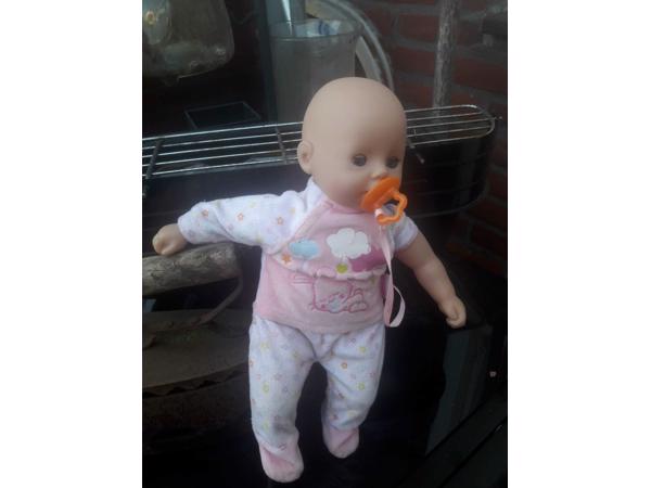 Leuke Zapf baby pop.V