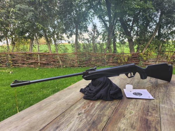 Diana knikloop luchtbuks windbuks phanther