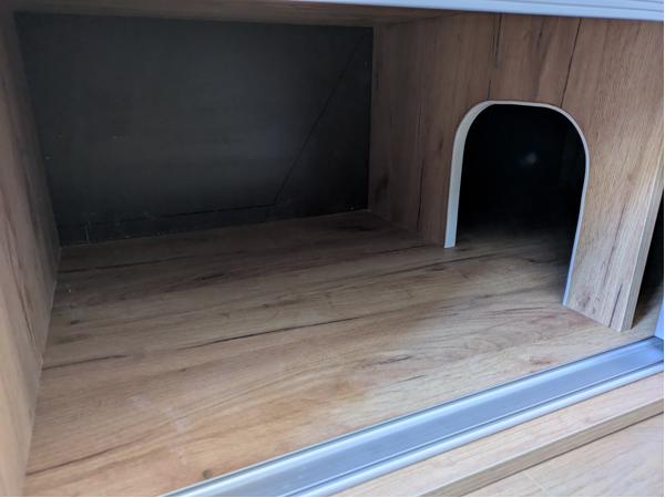 Konijnenhuis / meubel voor binnenkonijnen of katten