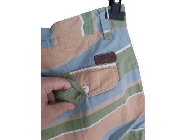Korte broek oranje groen W30-F40