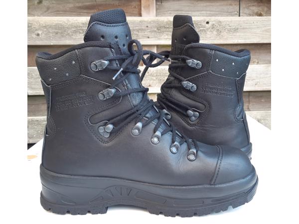 HAIX TREKKER PRO S3 - maat 41 - zwart - ZGAN