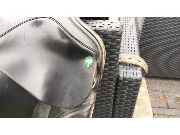 Ainsley dressuurzadel 17,5 inch