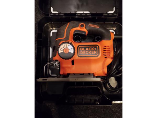 Black & decker zaagmachine in opbergbox